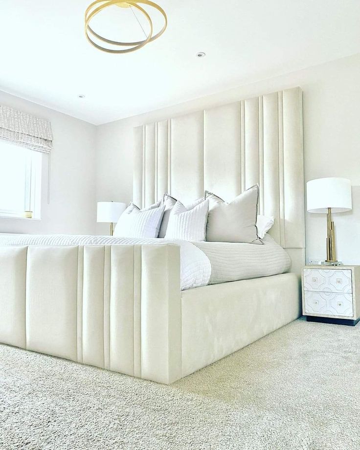 The Manhattan Sleigh Bed