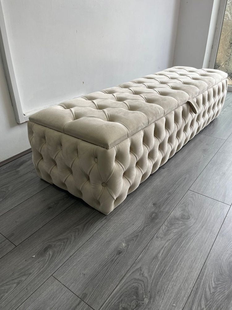 Full body Buttons Ottomans - Velvet