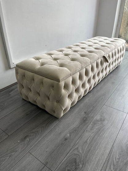 Full body Buttons Ottomans - Velvet