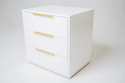 PedastalsEnhance your bedroom with these glossy wood pedestals. Made from premium materials, these bedside tables provide a touch of elegance and sophistication to your spaceLuxe Living Interiors3-drawer Pedastal * 1 - White & Gold