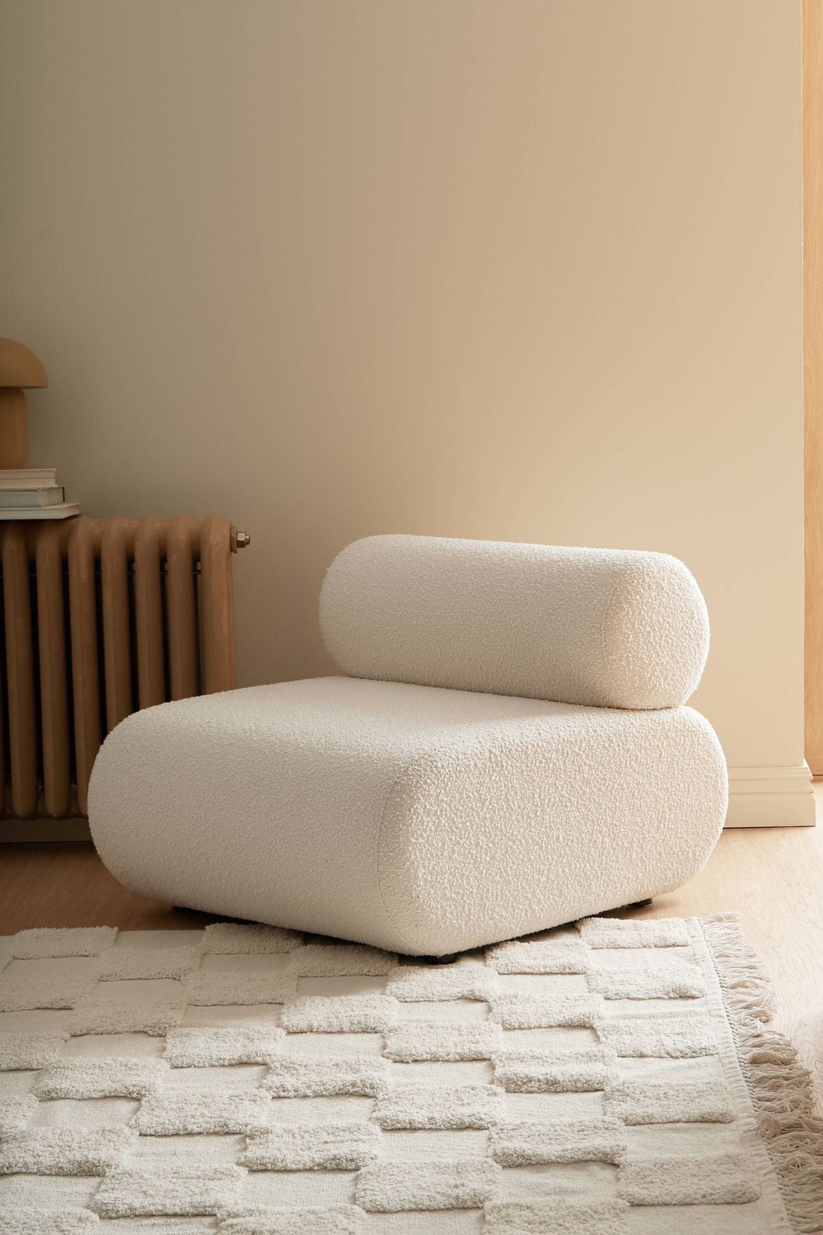 The Pebble Lounge Chair
