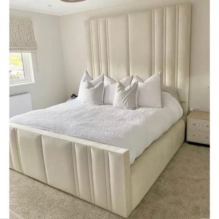 The Manhattan Sleigh Bed