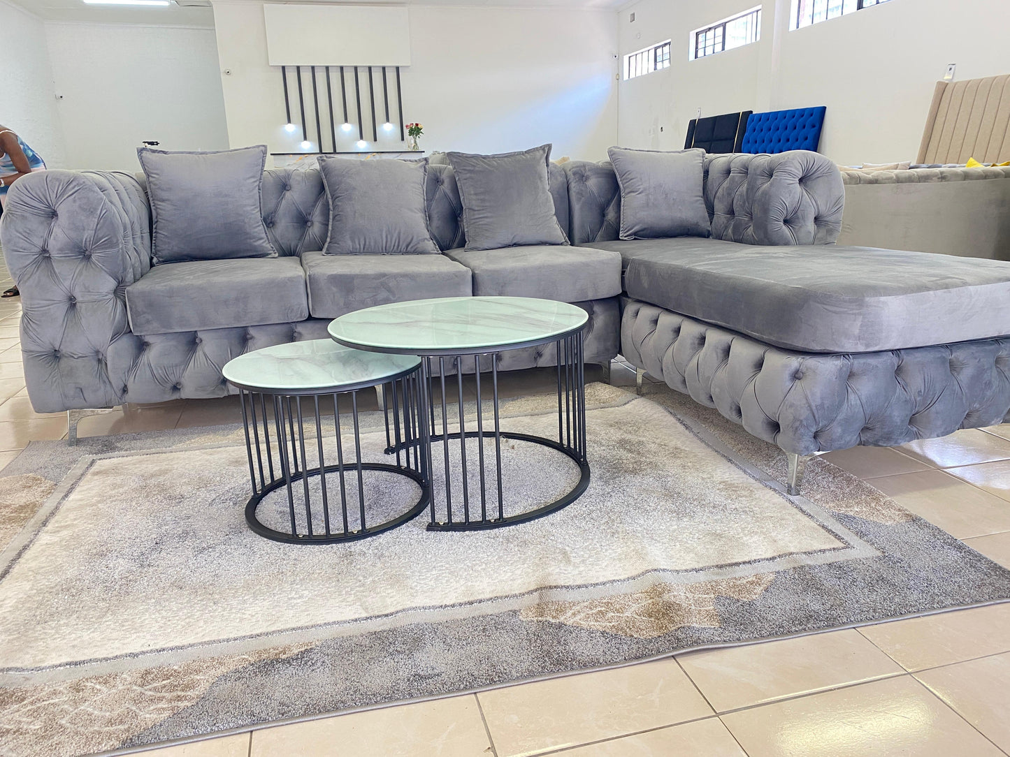 Curvy-Buttoned L-Shaped Couch