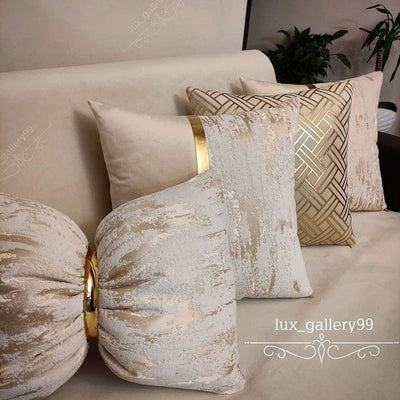Cushions & Pillows